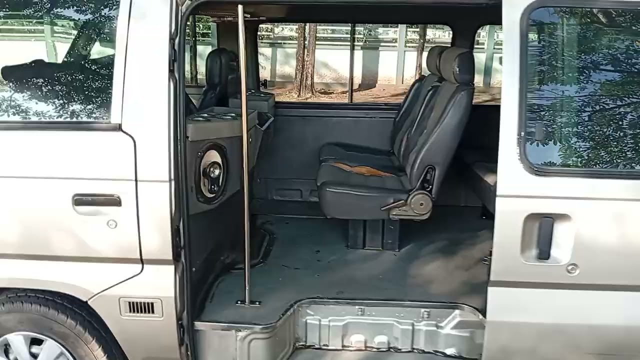 ขาย รถตู้ Nissan Urvan ปี 2541