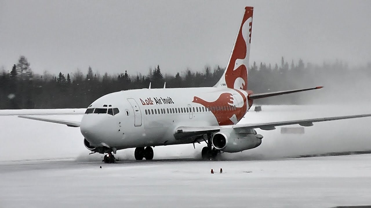 Air Inuit | Boeing 737-200 snowy landing RWY36 | C-GMAI | Val-d'Or (CYVO)