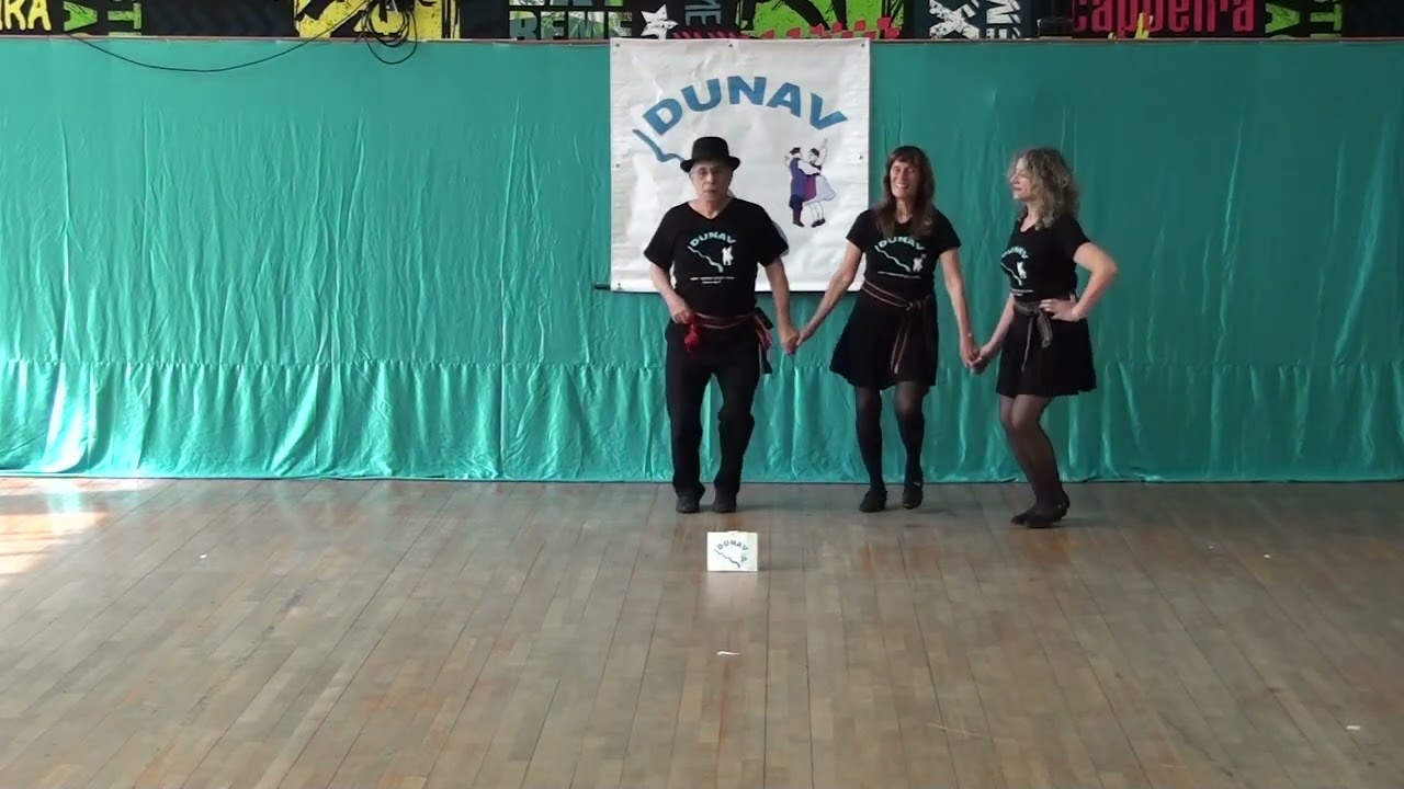 Na Dvi Strane, Croatian folk dance