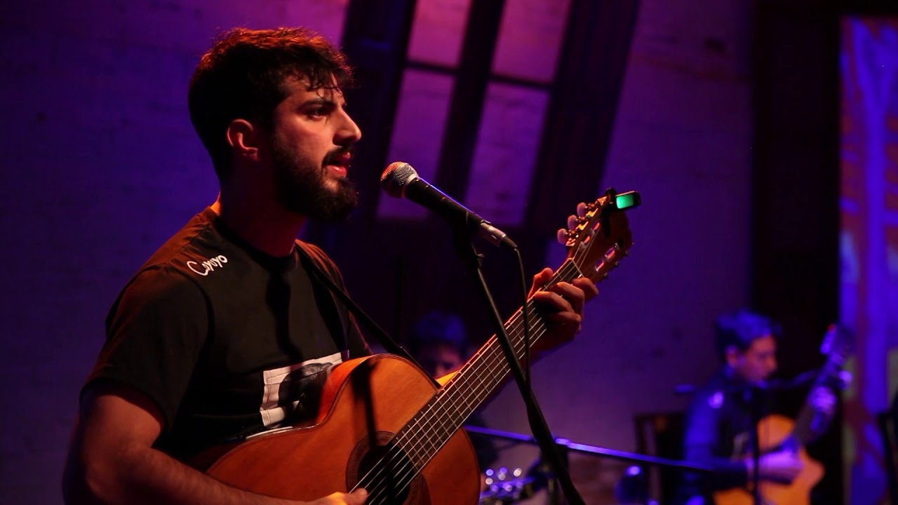 VILLAGRAS - La Guitarra (Yupanqui - Gieco)