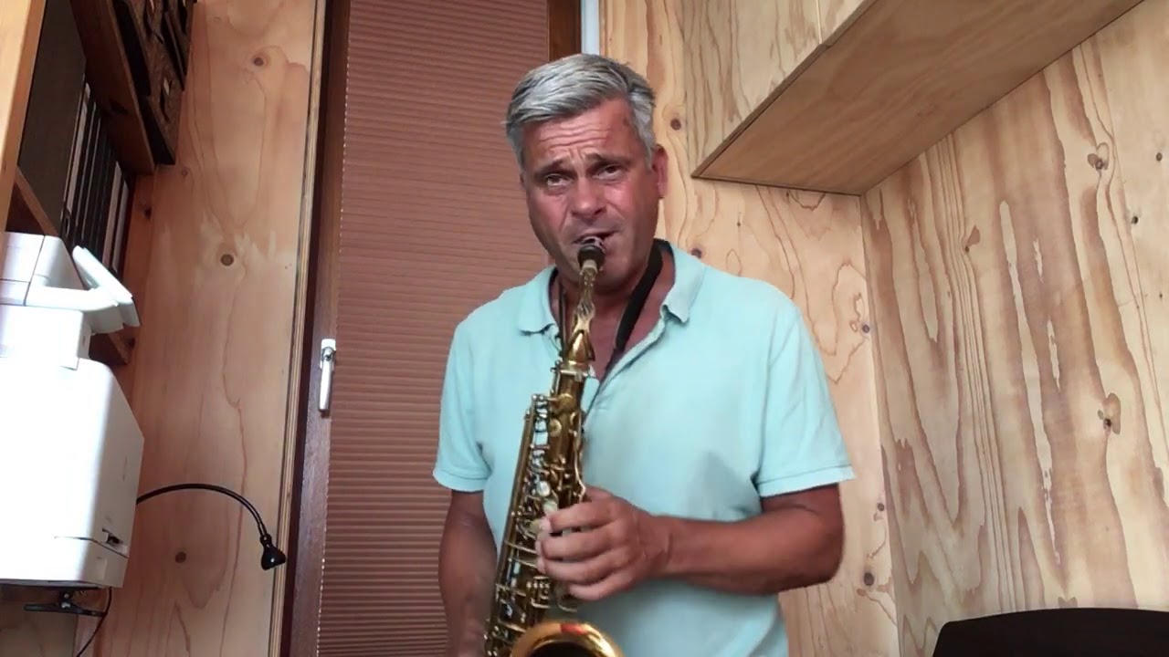 Werner Janssen speelt All of Me met Pete's Corner Big Band van Art4U uit Veldhoven