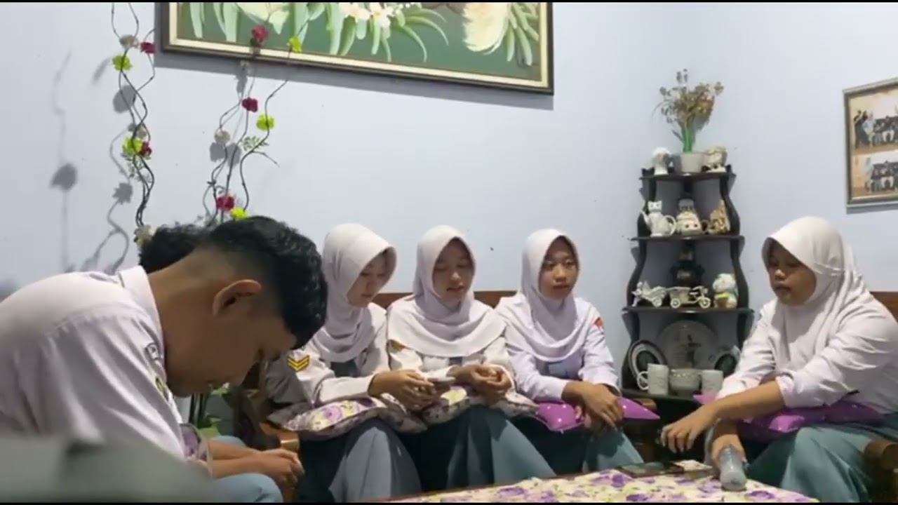 MUSIKALISASI PUISI 