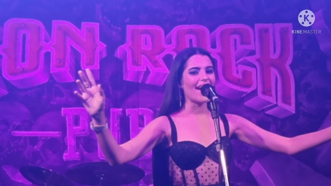 Som in cena: Anna Maz no Iron Pub