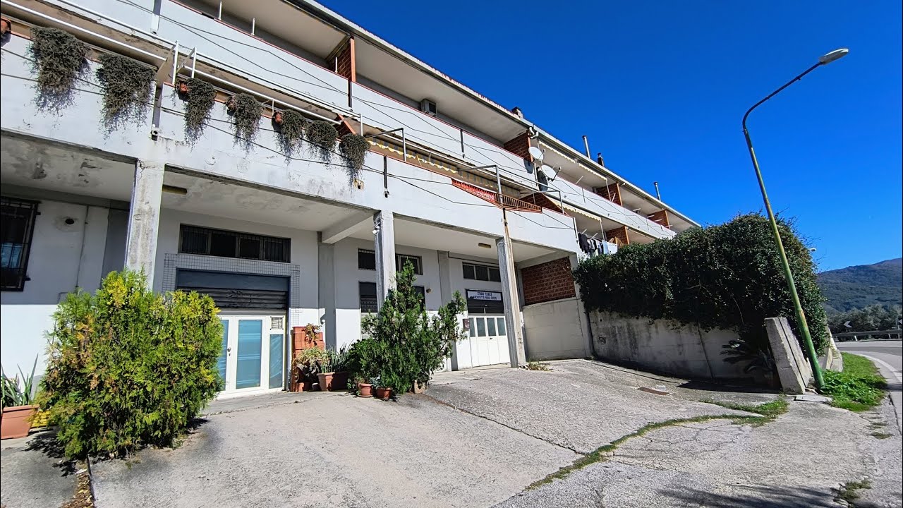 MONTECORVINO PUGLIANO VILLINO A SCHIERA CON ESPOSIZIONE PANORAMICA. CL G
