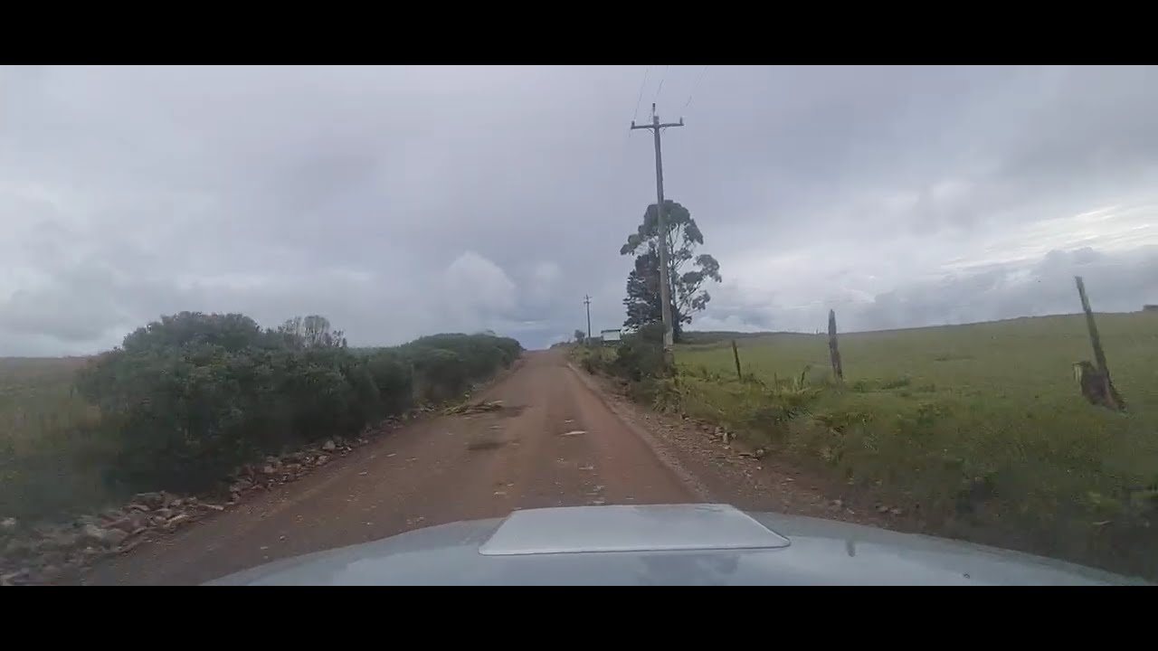 Caminho da Cachoeira do Perau Branco ate quase a saída onde esta as placas!