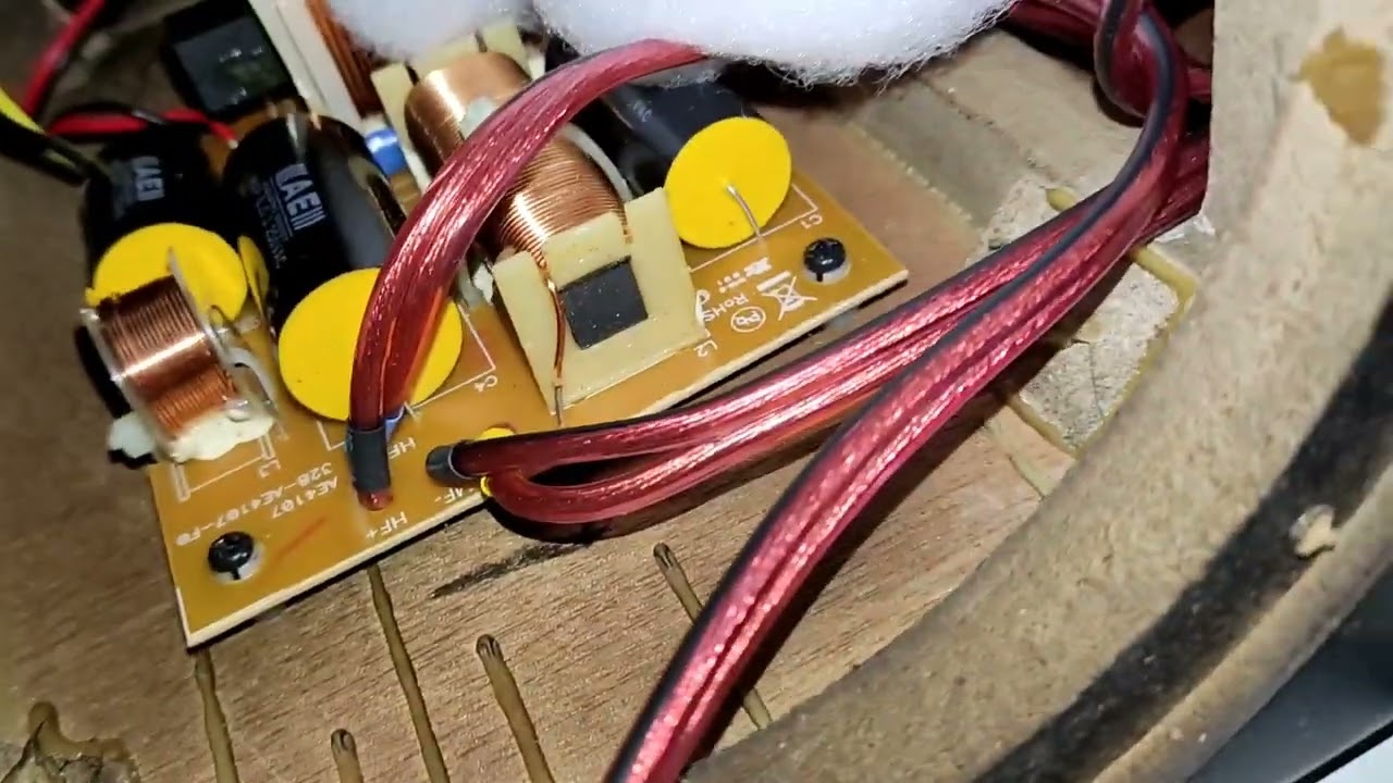 Acoustic Energy Radiance, что внутри?