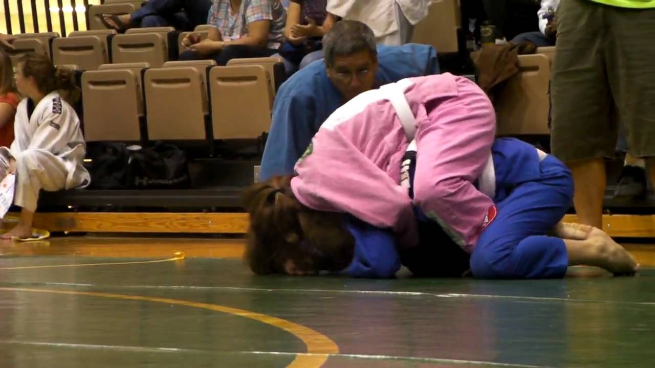 Hoosier Open 2009(Girl beats boy 2)