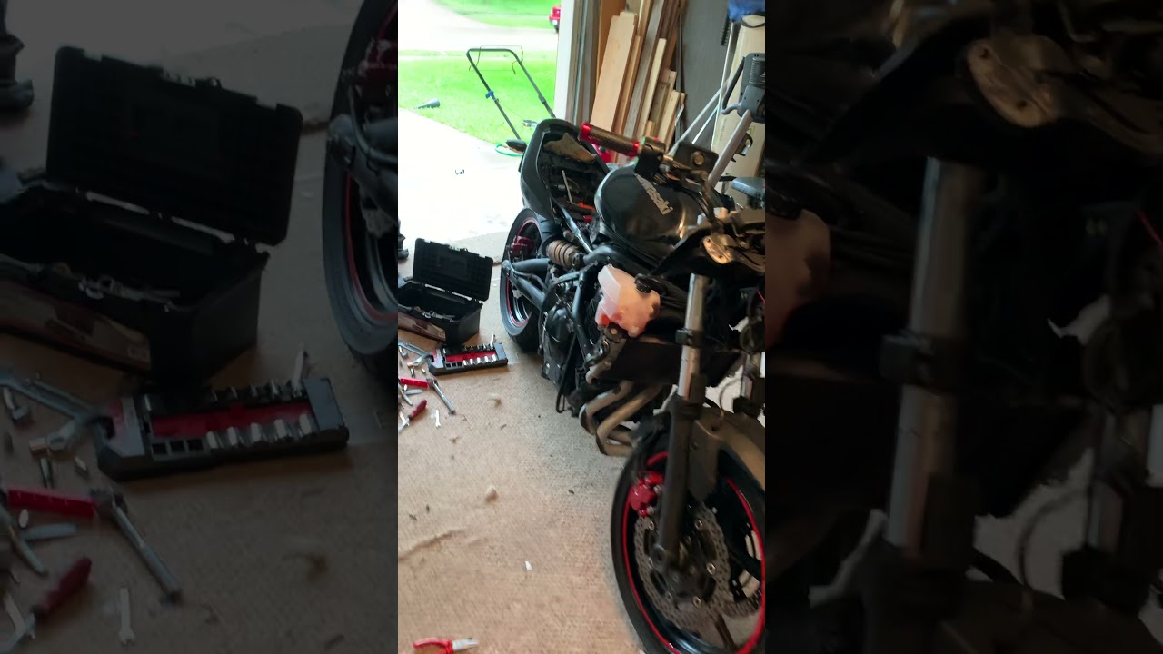 My motorcycle dies! When I pull the Throttle? Kawasaki Ninja 650 2011. Problem solved.