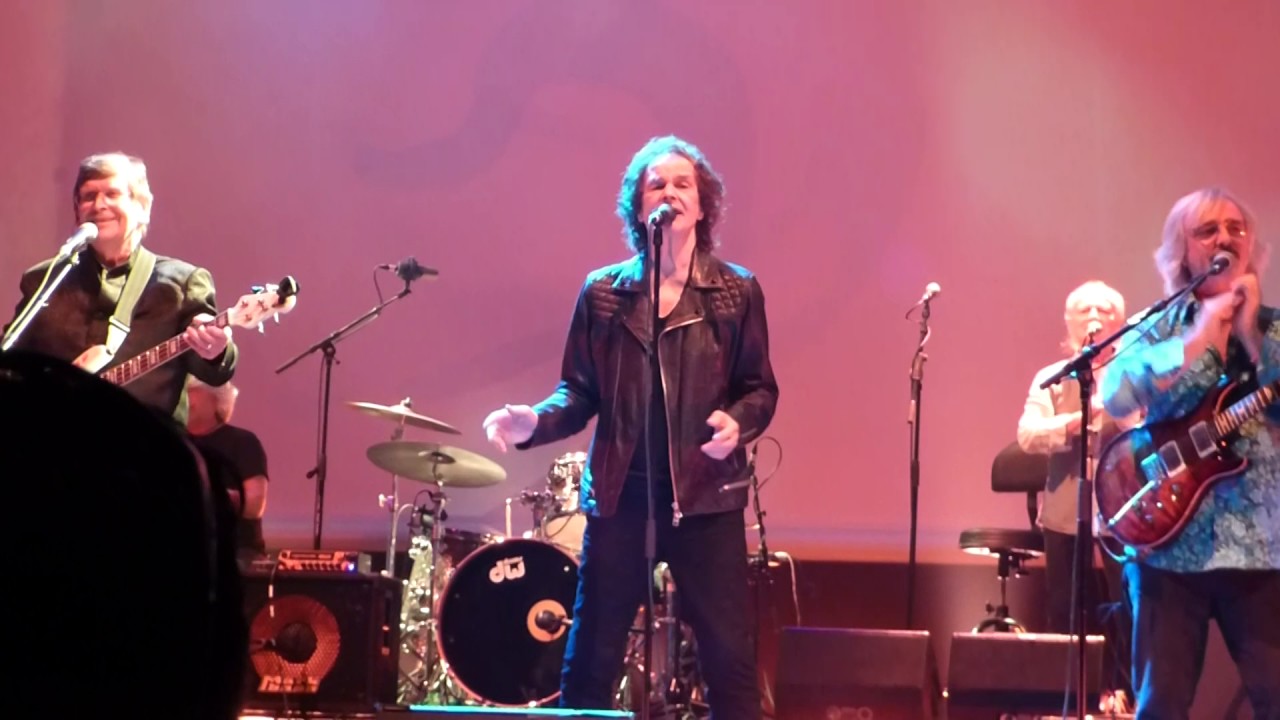 THE ZOMBIES - Time of the season (live @Primavera Sound) (1-6-2017)
