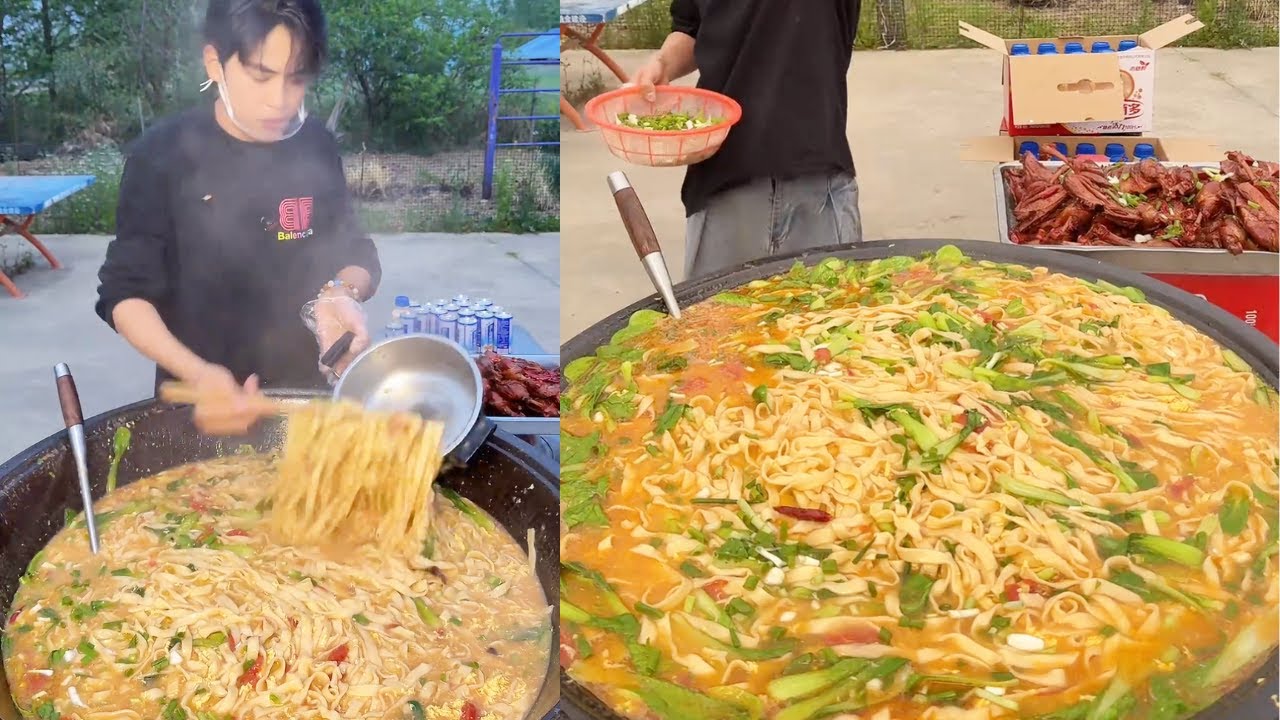 Handsome guy 😊 provides free noodle dinner to elderly people on the rural streets 🍲💖
