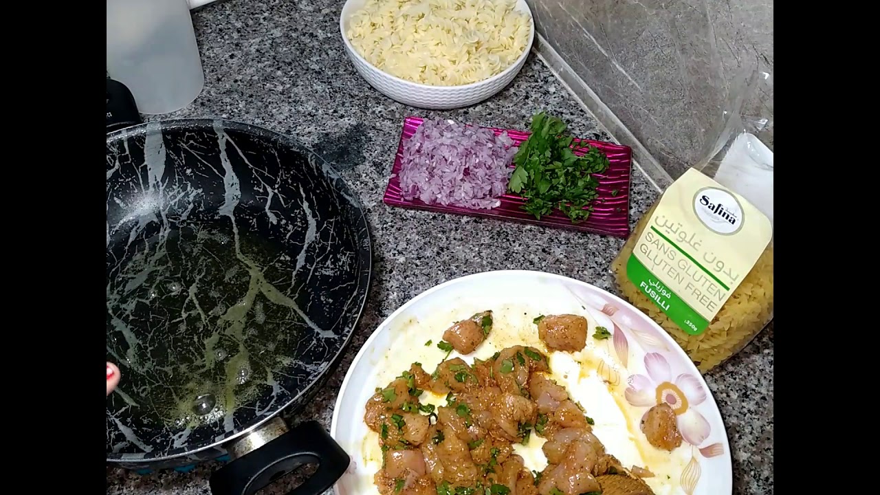 مقرونا بصدر الدجاج و الجبن🧀 على الطريقة الإيطالية 🍲لمرضى السلياك 🌽