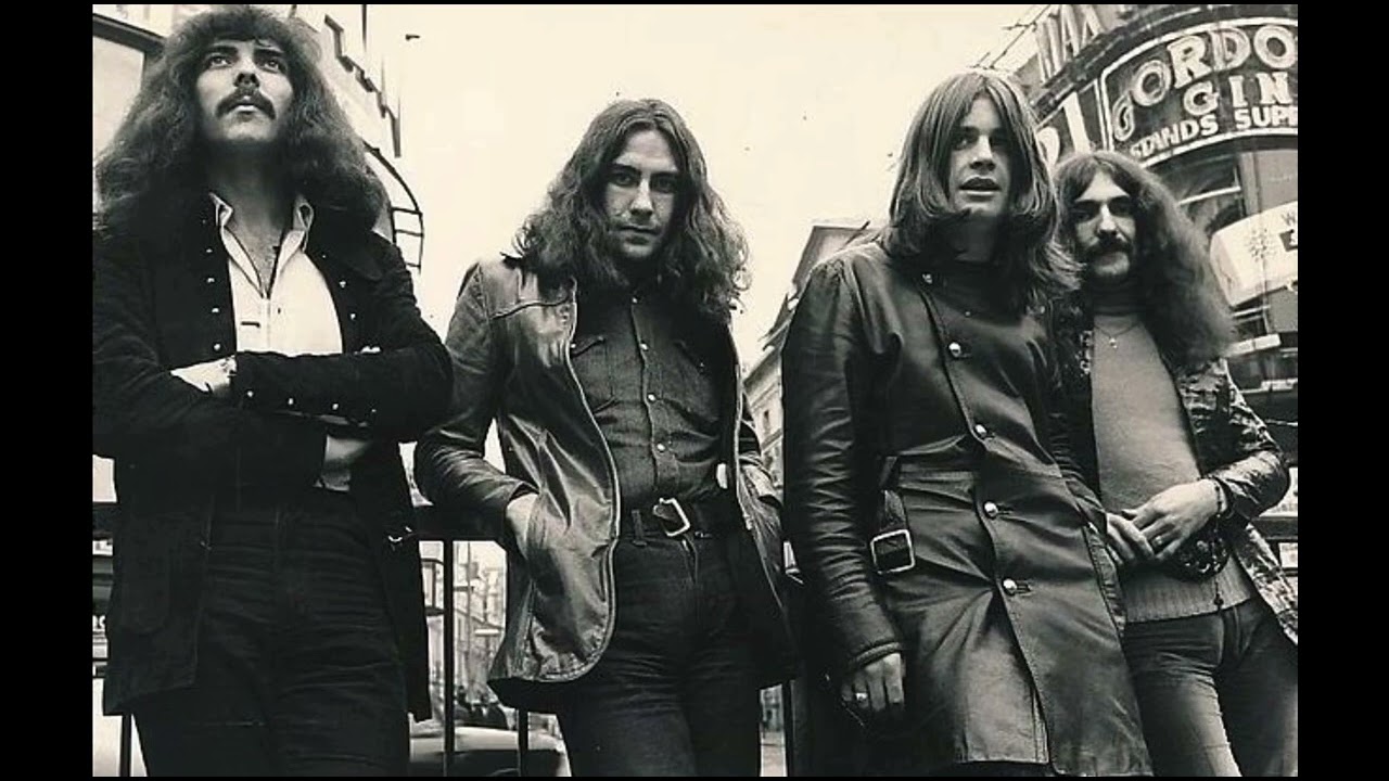 Black Sabbath - The Wizard (alt pitch + speed)