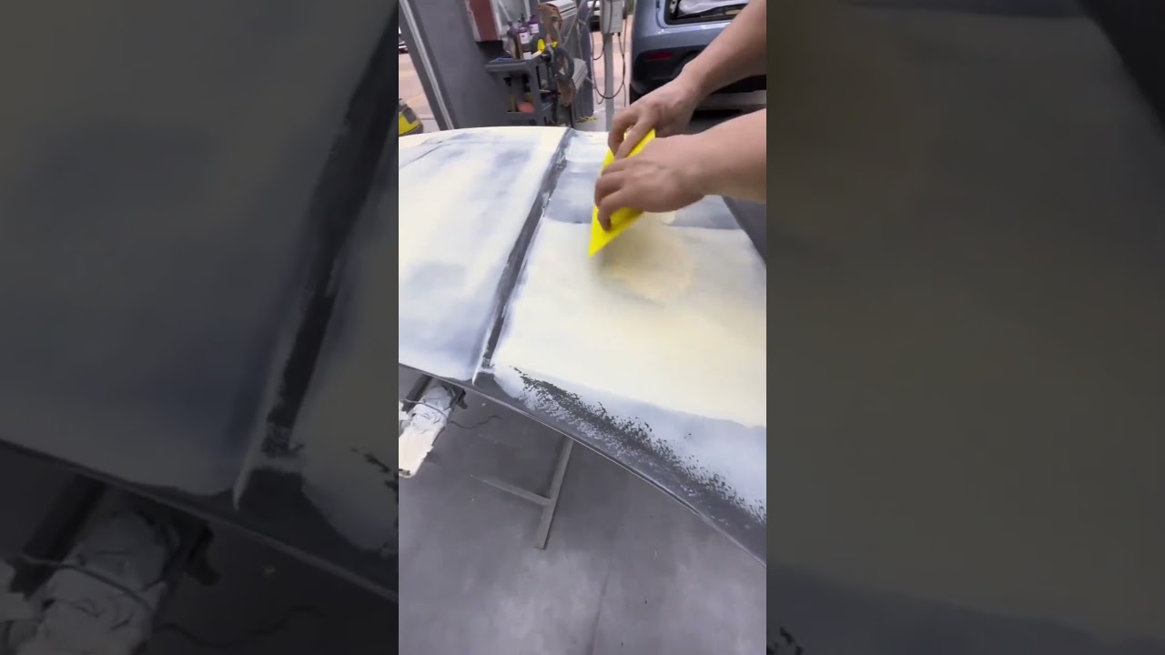 Discover the perfect blend of convenience and quality with SYBON's automotive putty.