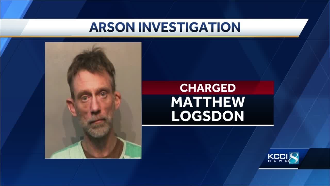 Court documents: Des Moines man set apartment complex on fire to get attention