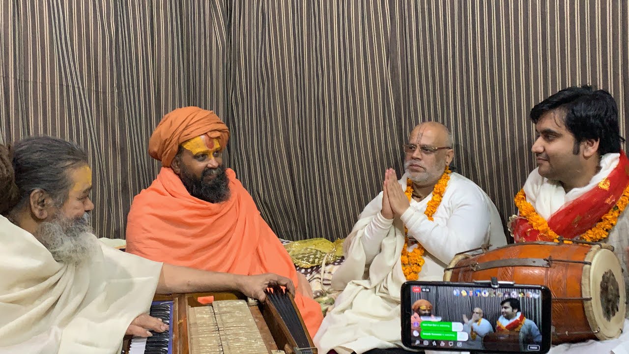 मलूक पीठाधीश्वर श्री राजेंद्रदास जी महाराज इंद्रेश जी महाराजऔर श्री श्री बाबा के साथ एकांतिक वार्ता