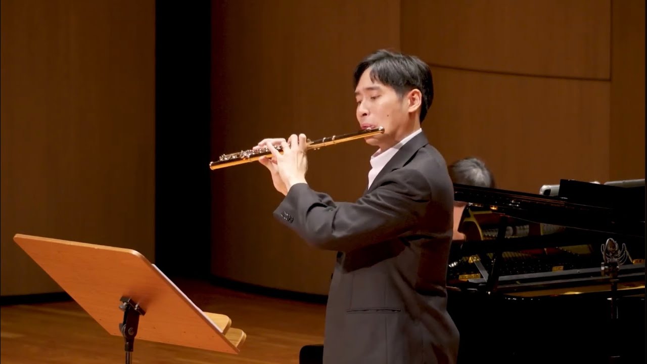 C. Debussy: Sonata for violin and piano (arr. for flute and piano) (Chien-Chun Hung洪健鈞)