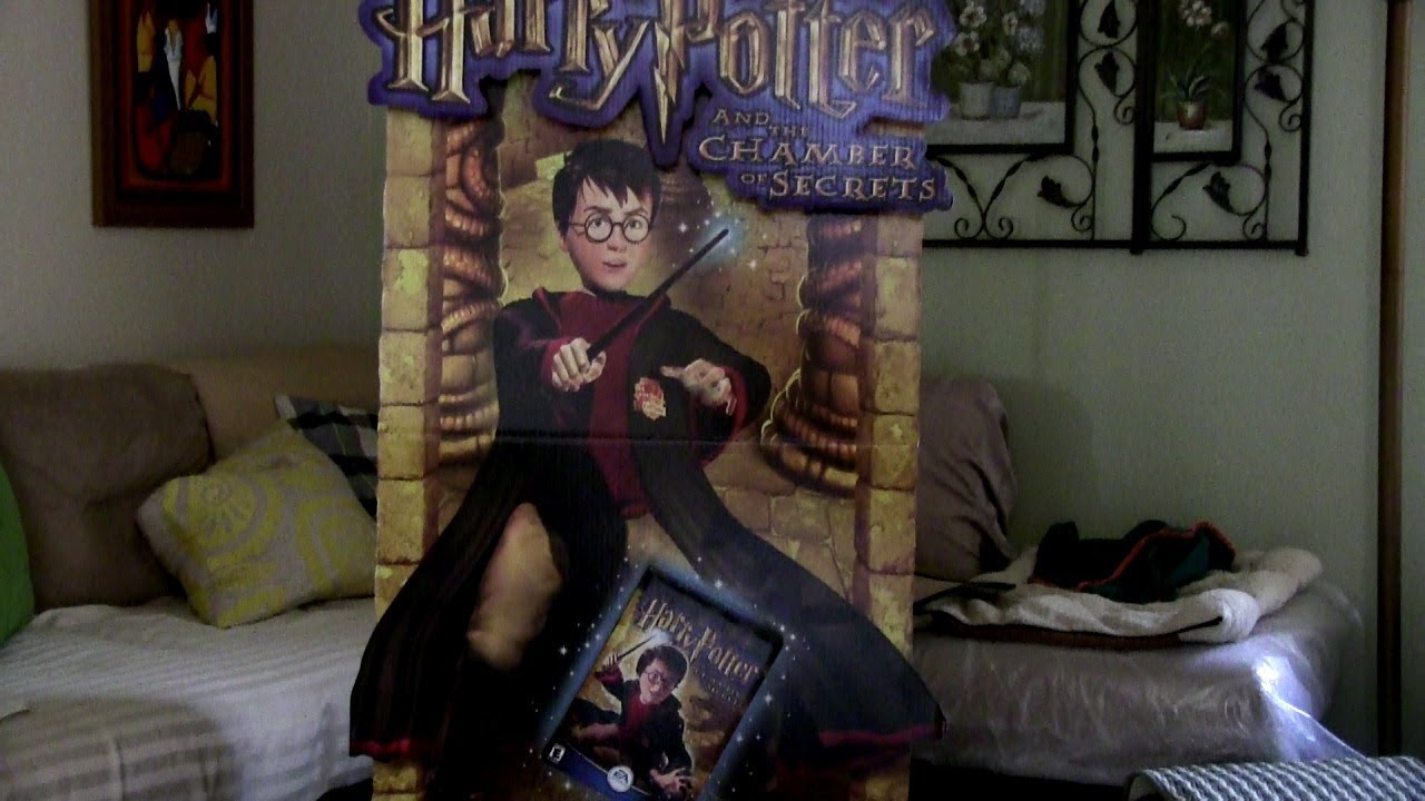 UNBOXING HARRY POTTER AND THE CHAMBER OF SECRETS VIDEO GAME DISPLAY STANDEE