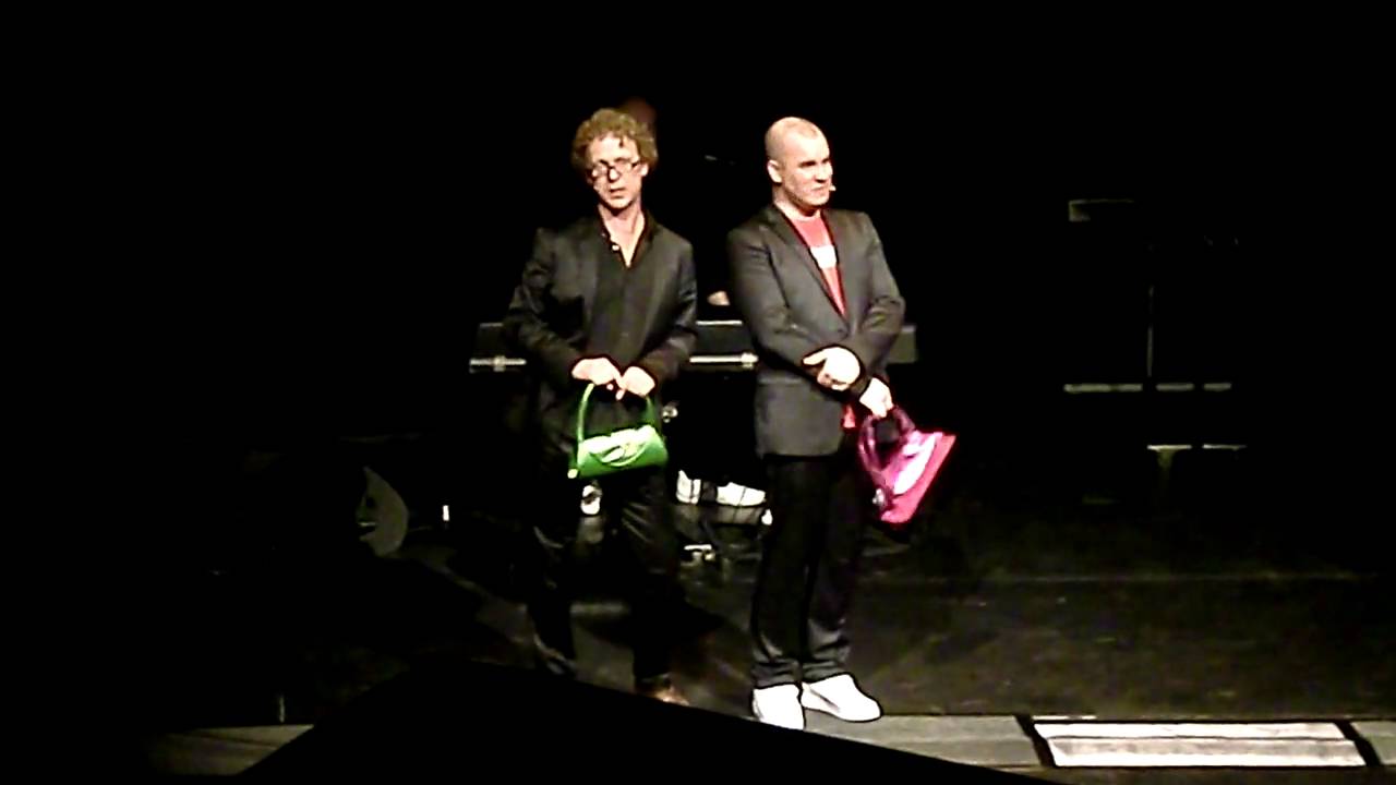 Jurk - Dames met tasjes - Tilburg