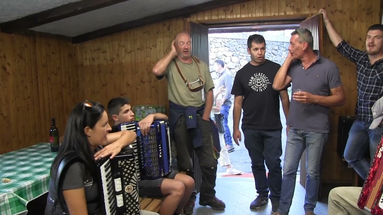 CORO  SPONTANEO   CANTAMAGGIO   Festa dell' Agricoltura