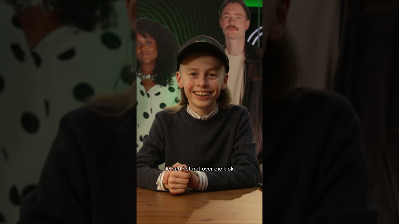 Waarom zou de klok bij de mollicitaties op 12:26 staan? 👀🕜 #mollenstreken #widm #npozapp