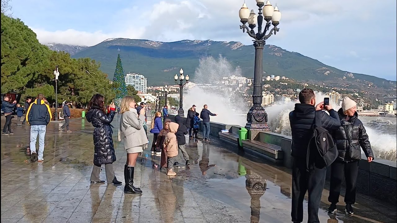 Крым Ялта шторм11 января 2026 г.
