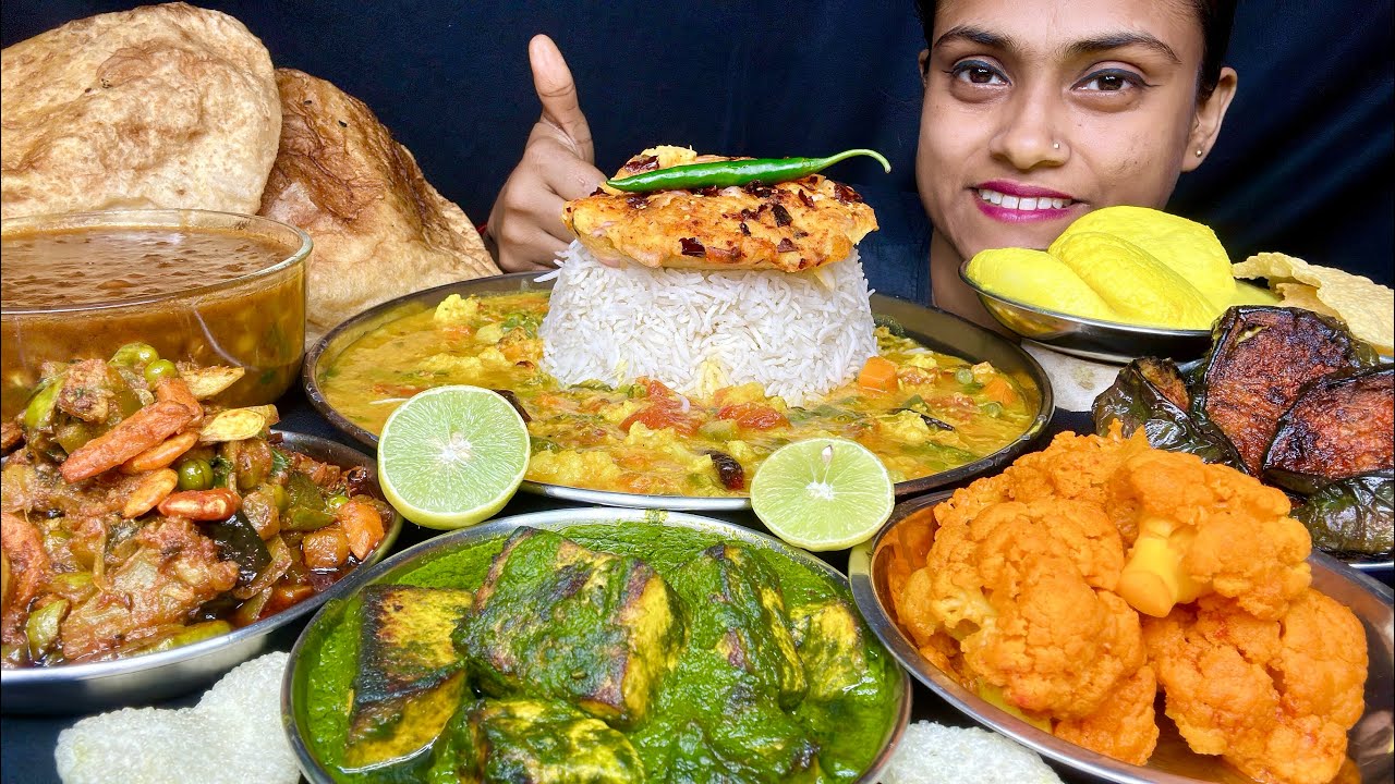 Dal Chawal Aloo Bhorta Puri Chole Ghobi Palak Paneer Baingan Fry Mix Veg Rasmalai Papad Eating 