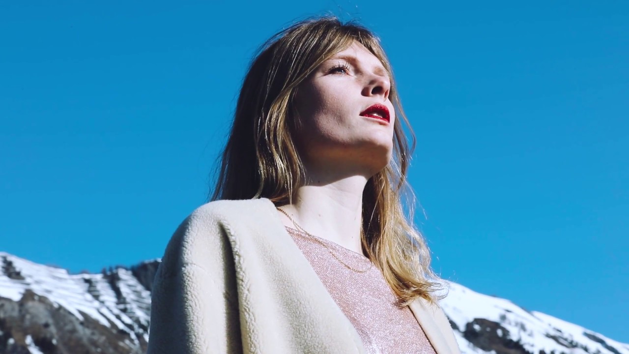 Two Waves - Dream (Official Video)