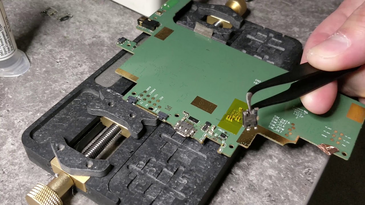Lenovo S6000-H. ОЧЕРЕДНАЯ ДИЧЬ. ВОССТАНОВЛЕНИЕ РАЗЪЕМА И ВЫВАЛИВАЮЩИЕСЯ ВИНТЫ.