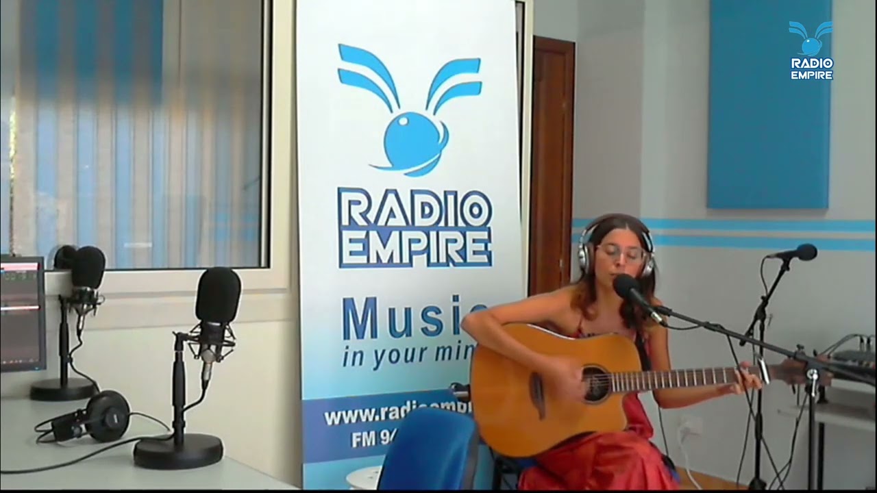 Anna Castiglia live a radio Empire