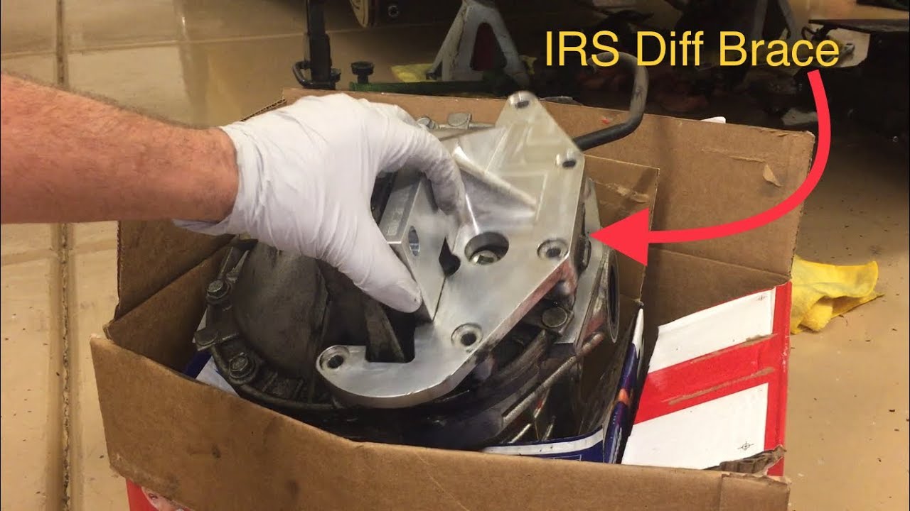 IRS Differential brace: 03/04 Cobra, 99-04 Cobra