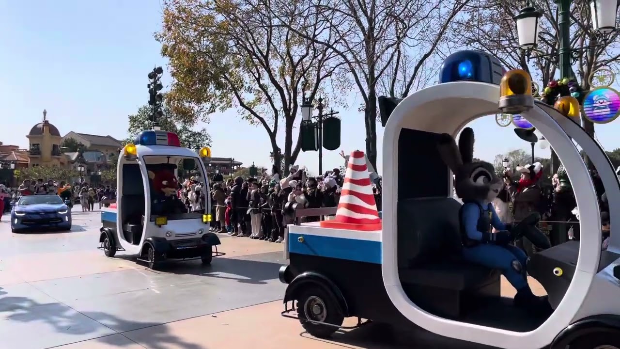 Shanghai Disneyland Parade - Disney Zootopia Day Special Pre-parade