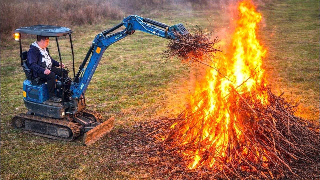 $2000 Rippa R10 Mini Excavator Cleaning Huge Pile of Branches