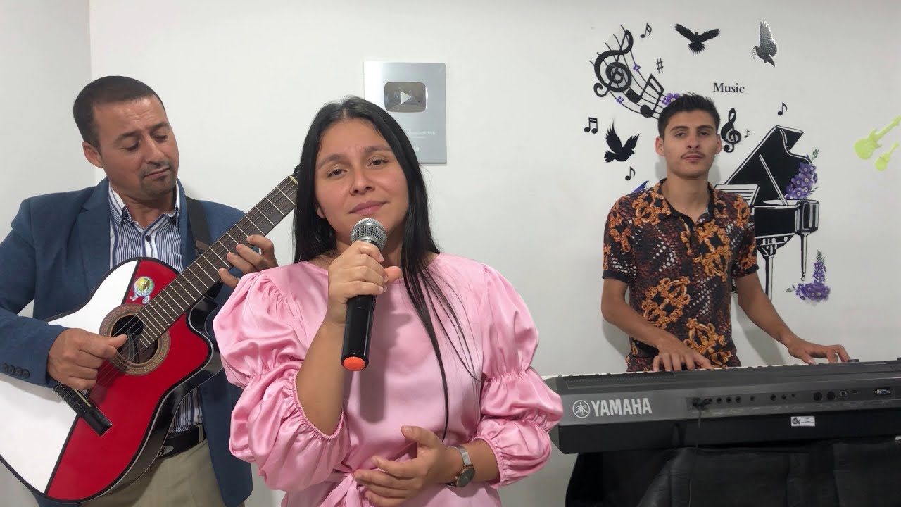 GRUPO FORTALEZA / Gracias Cristo bendito
