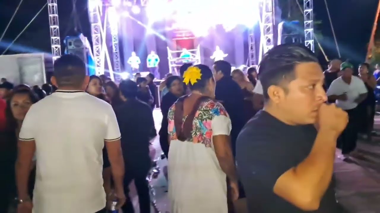 FILI EL SABOR DE LOS TECLADOS - POPURRÍ DE CUMBIAS (D.A.R)