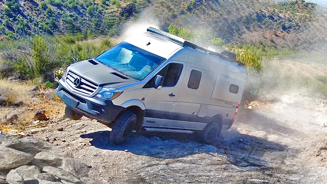 УСПЕМ ЛИ МЫ ЭТО?! - Mercedes Sprinter на джип-трейле - Кемпер Winnebago RV 4x4