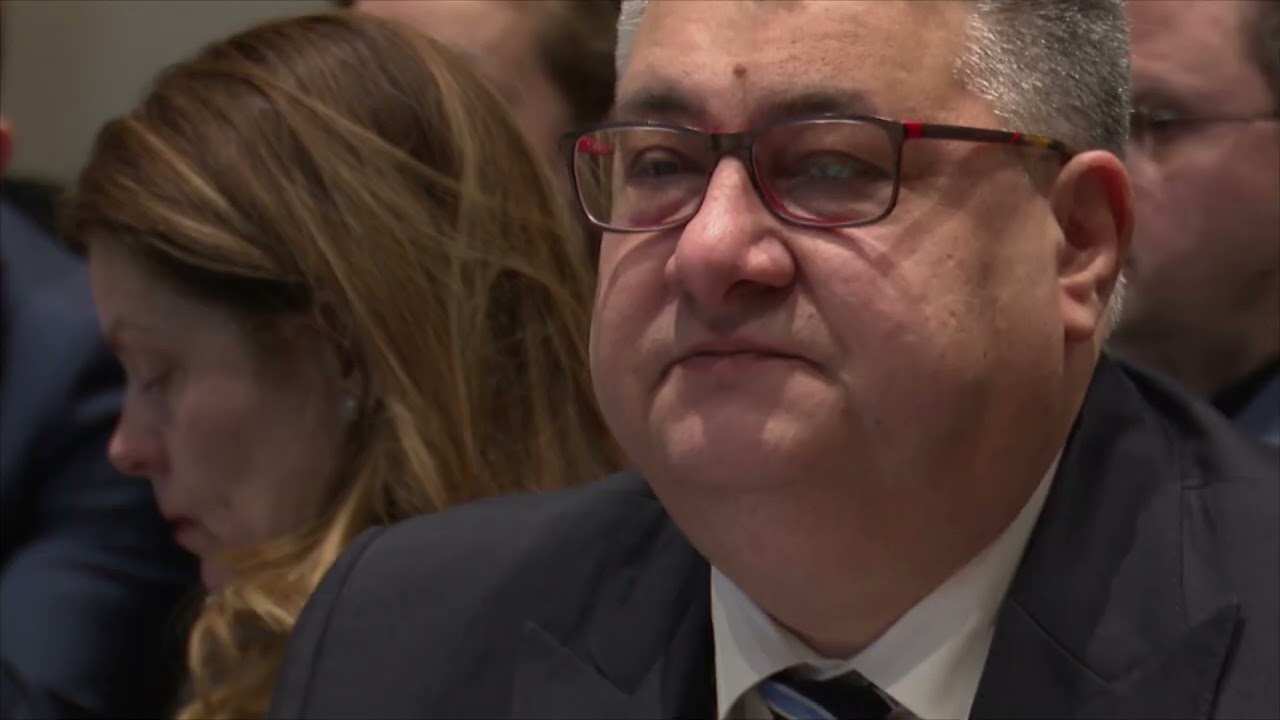 Реформа на јавната администрација – нема да има доживотни функции и недопирливи позиции