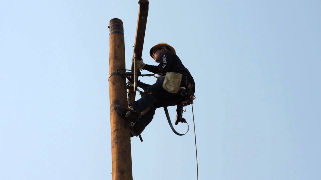 Logan- Crossarm Change Out