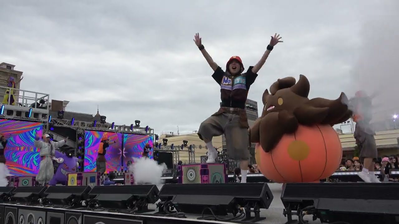 USJ ハロウィーン2025 [ポケモン・アンストッパブル・ハロウィーン・パーティ] ～特別鑑賞エリア～ 2025/10/19(日)11：35二回目