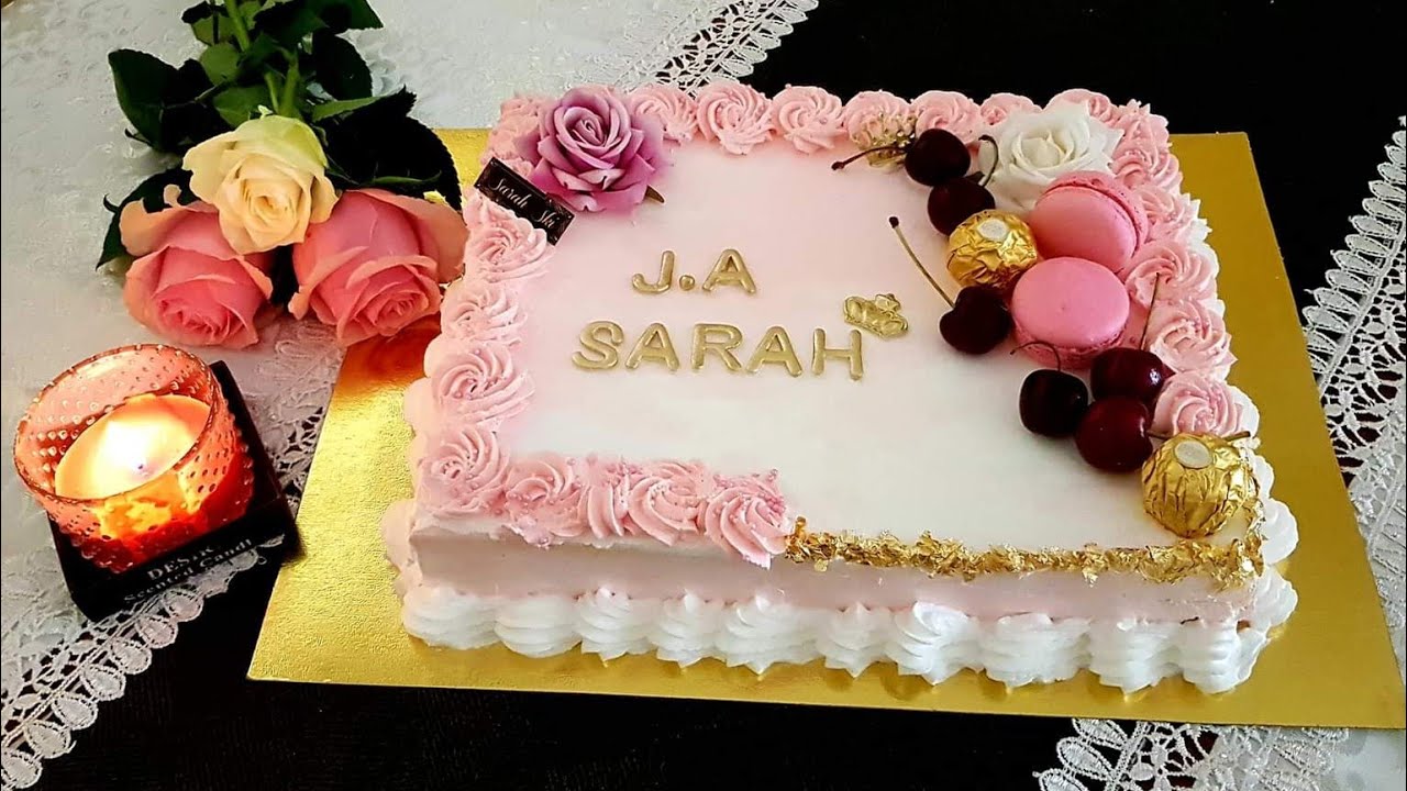 كيكة عيد ميلادي🥰محشية بالفاكهة و كريمة خفيفة و بنينة😋أنيقة سهلة التحضير لي يذوقها تعجبو🥰