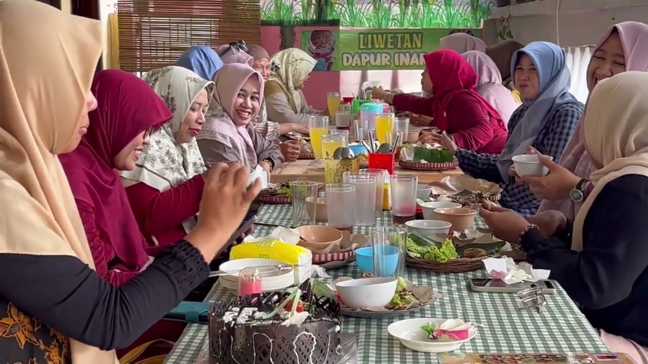 🔥Songsong Bulan Suci Ramadhan dan Rayakan Ultah Bu Lurah sambil Ngeliwet di Dapur Inara