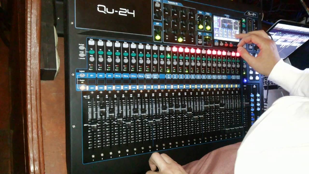 Allen Heath QU-24 в работе