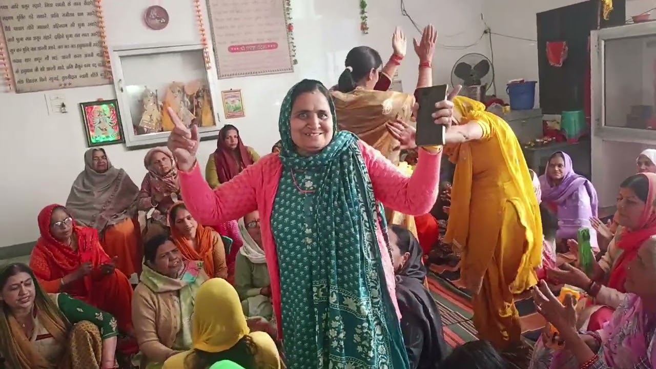 भोले बाबा के भजन पर गजब डांस#Shivratri per#भोले बाबा फल देंगे आज नहींतो कल देंगे