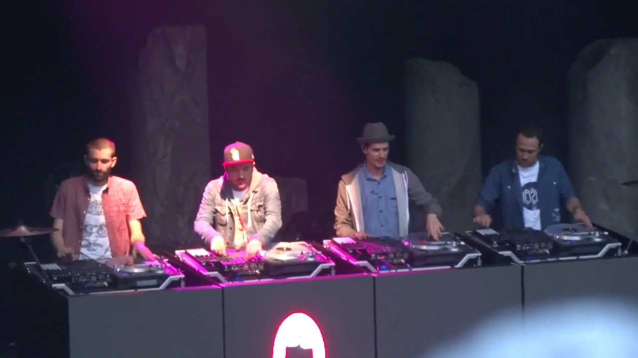 C2C - Down The Road (Live)(2012-07-05)