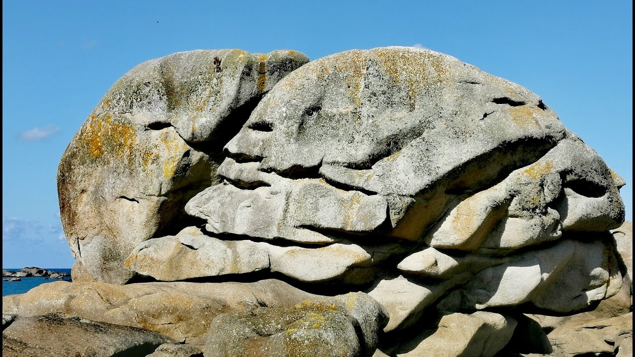 Meneham, Phare de Pontusval, Balade littorale, C&ocirc;te des L&eacute;gendes, Pays Pagan, Finist&egrave;re, Bretagne