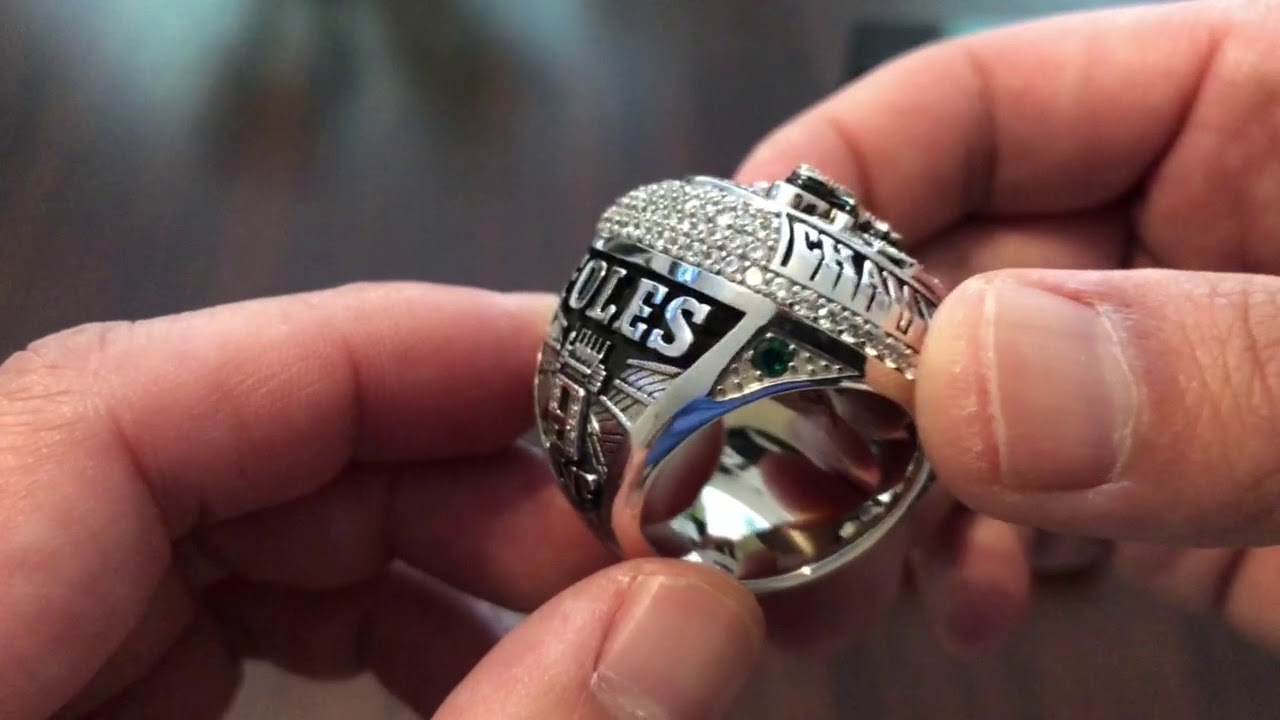 Philadelphia Eagles Super Bowl Ring High Quality Replica 52 LII