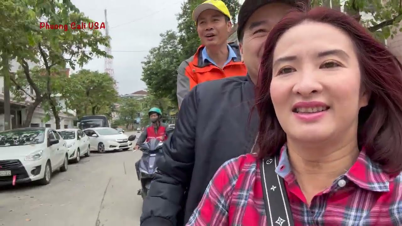 Chút Quà Mọn Cho Quê Hương Miền Trung Nhân Ngày Thăm Huế