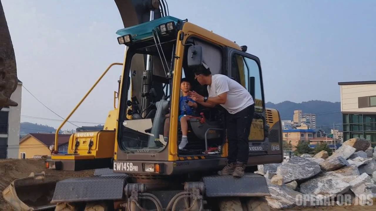 operator-jos / Father job experience