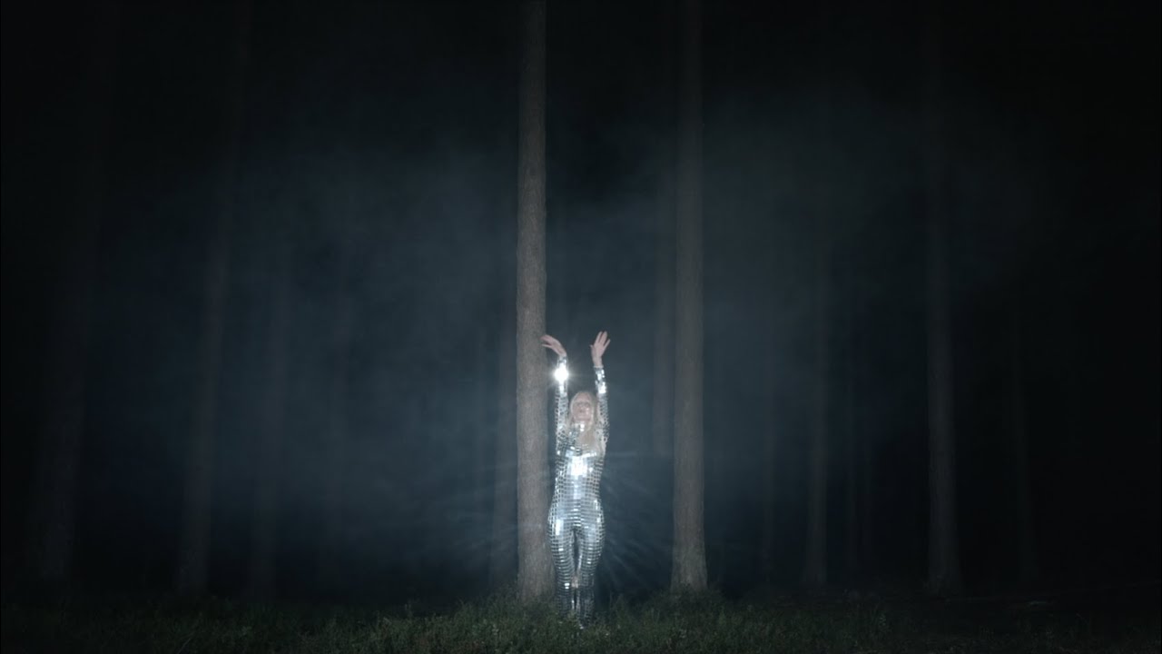 iamamiwhoami; shadowshow
