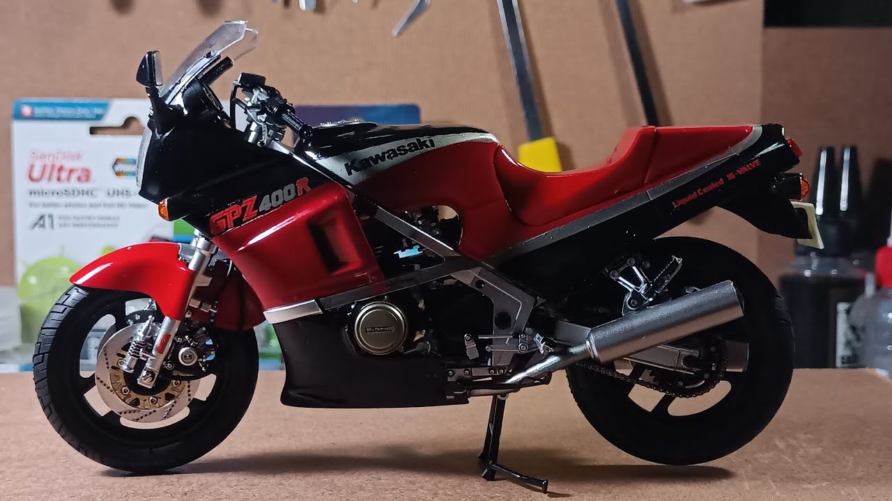 ็How to Build Kawasaki GPZ 400R Scale 1/12