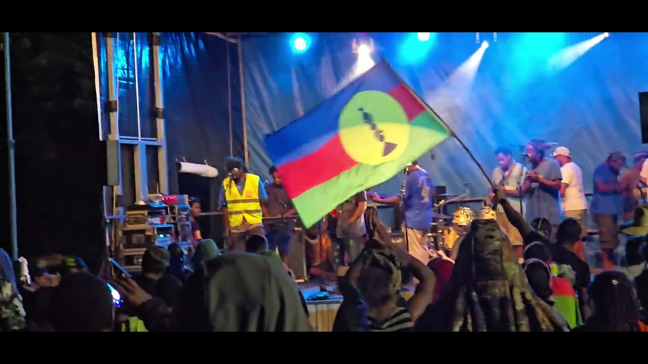 COLLECTIF MUSIC HYEHEN 《LOULOU》✊🏿☝🏿🇳🇨